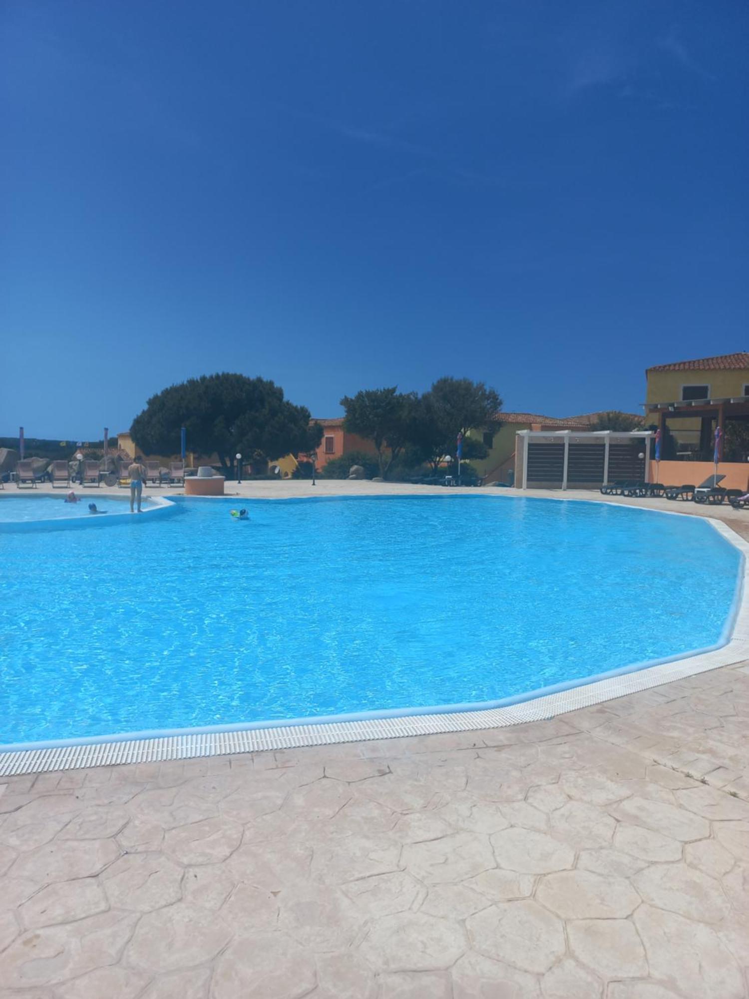 Surf House Mirice * Vignola Mare